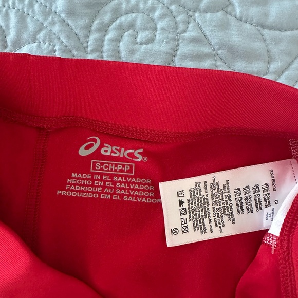 ASICS running short - Picture 2 of 3